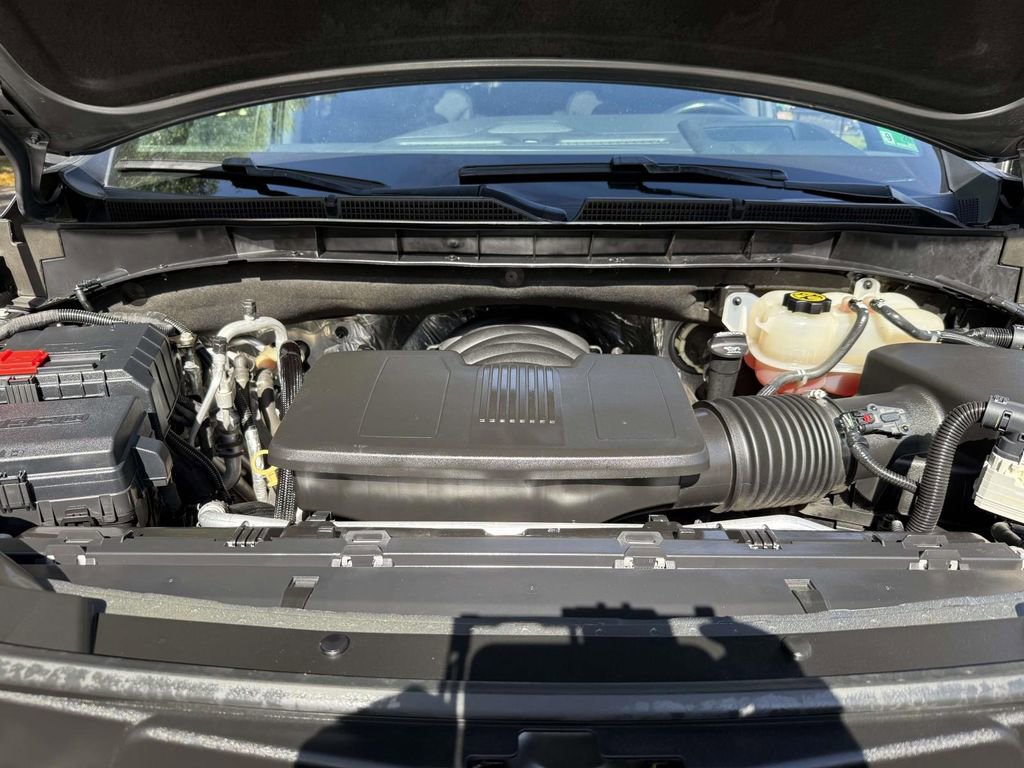 Used 2021 GMC Yukon Denali w/ Denali Premium Package image 28