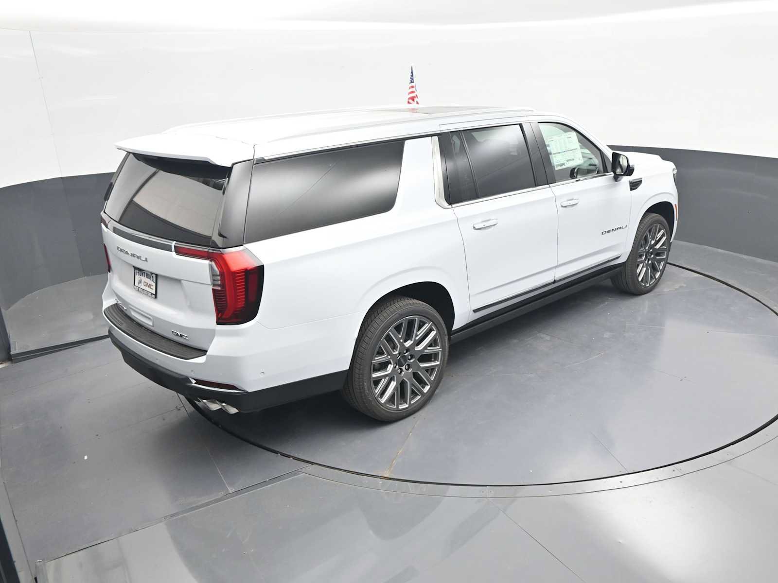 New 2026 GMC Yukon XL Denali Ultimate AWD/4WD image 41