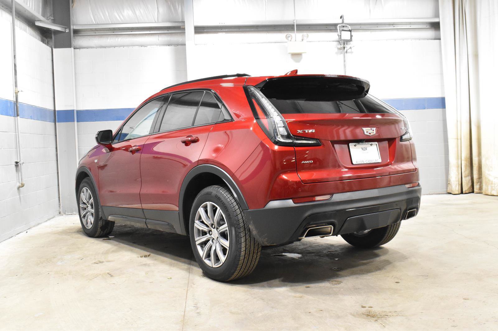 Certified 2023 Cadillac XT4 Sport w/ Cold Weather Package image 27