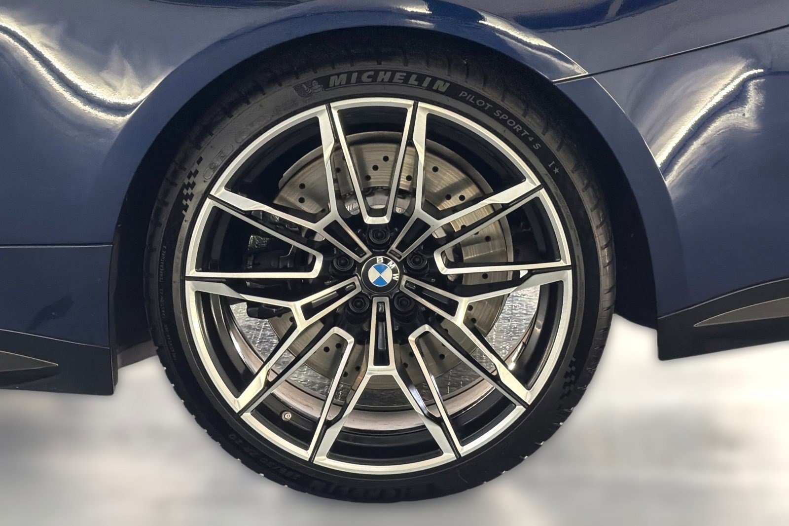 Used 2024 BMW M4 Competition image 12