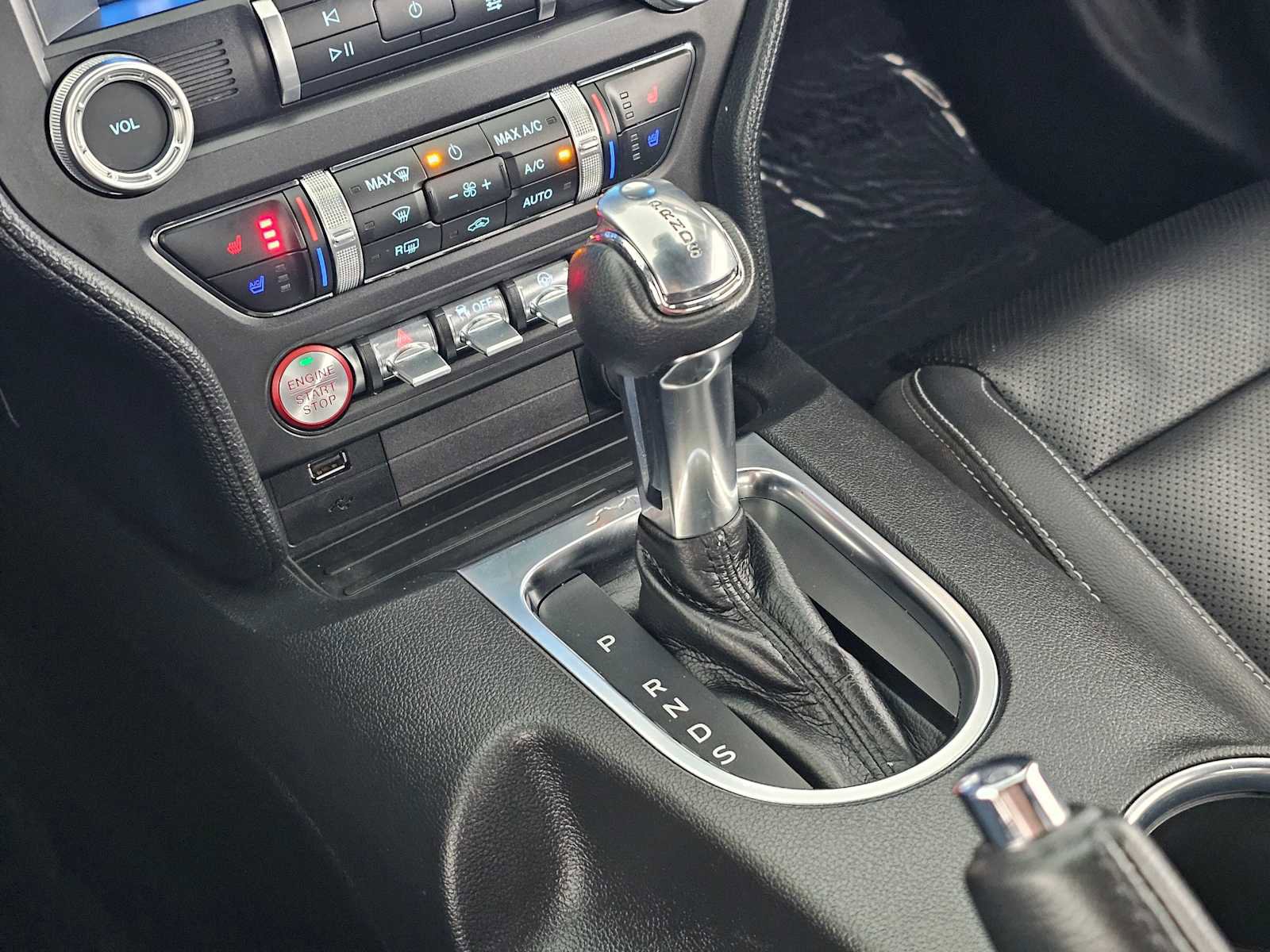 Used 2023 Ford Mustang Premium image 30