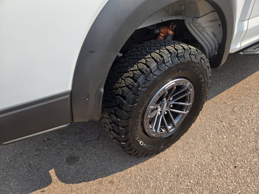 Used 2020 Ford F150 Raptor w/ Equipment Group 802A Luxury AWD/4WD image 11