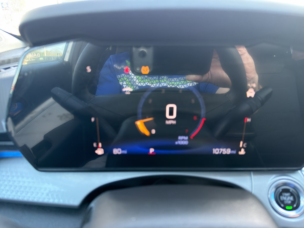 Used 2025 Chevrolet Trax LT w/ Driver Confidence Package image 19