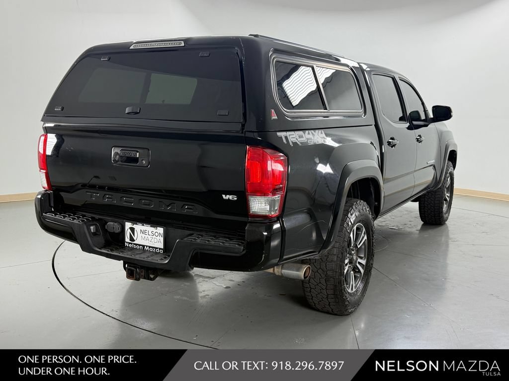 Used 2016 Toyota Tacoma TRD Sport w/ Towing Package AWD/4WD image 6
