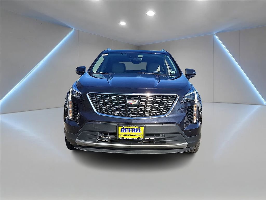 Used 2023 Cadillac XT4 Premium Luxury w/ Cold Weather Package image 2