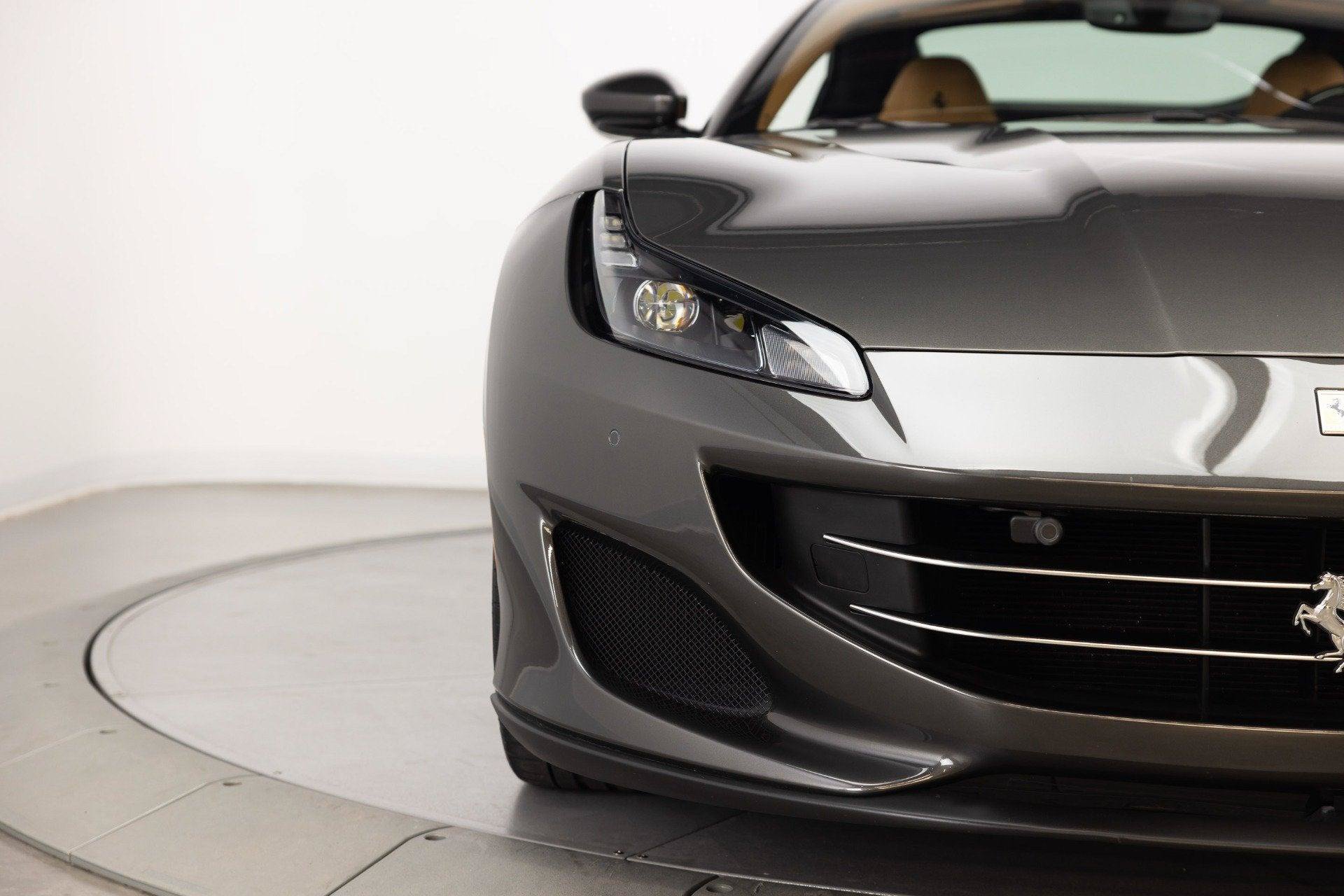 Used 2019 Ferrari Portofino RWD image 28