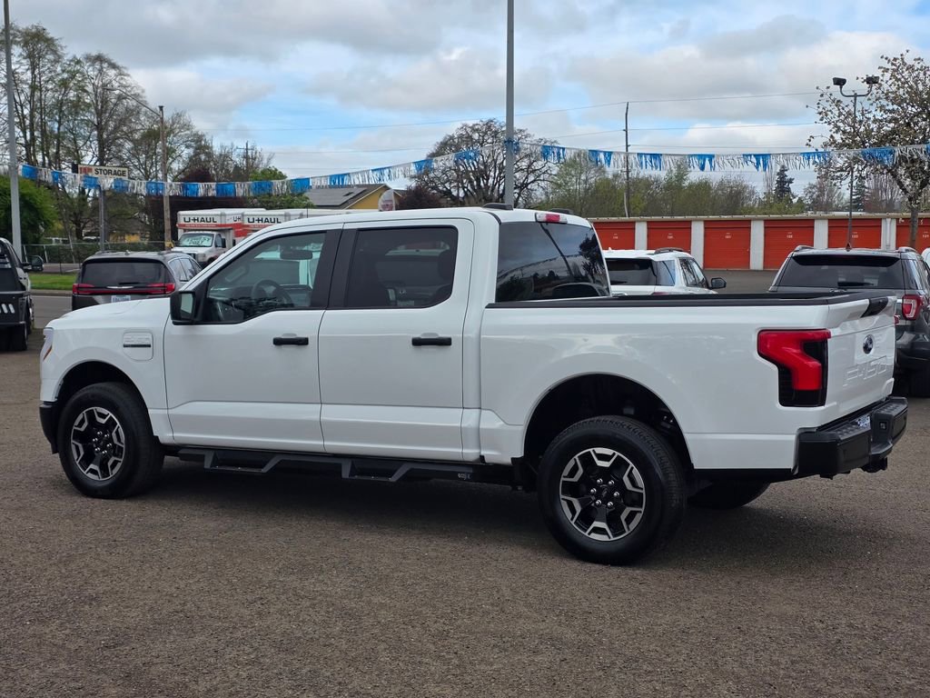 Used 2023 Ford F150 Lightning Pro image 31
