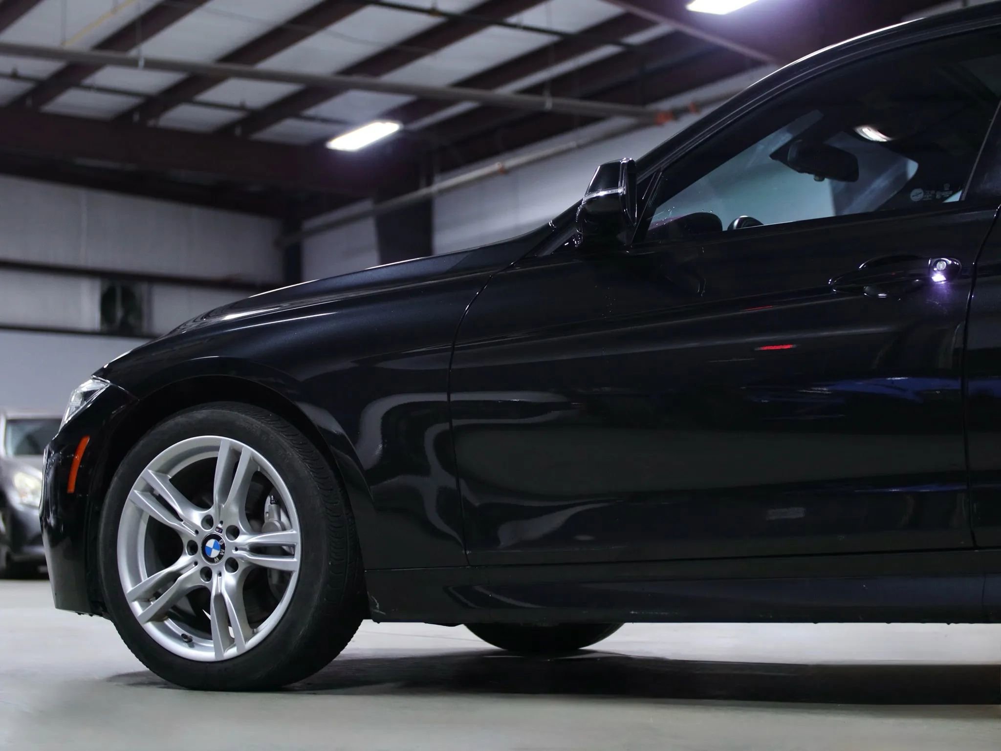 Used 2018 BMW 330i xDrive Sedan w/ M Sport Package image 17