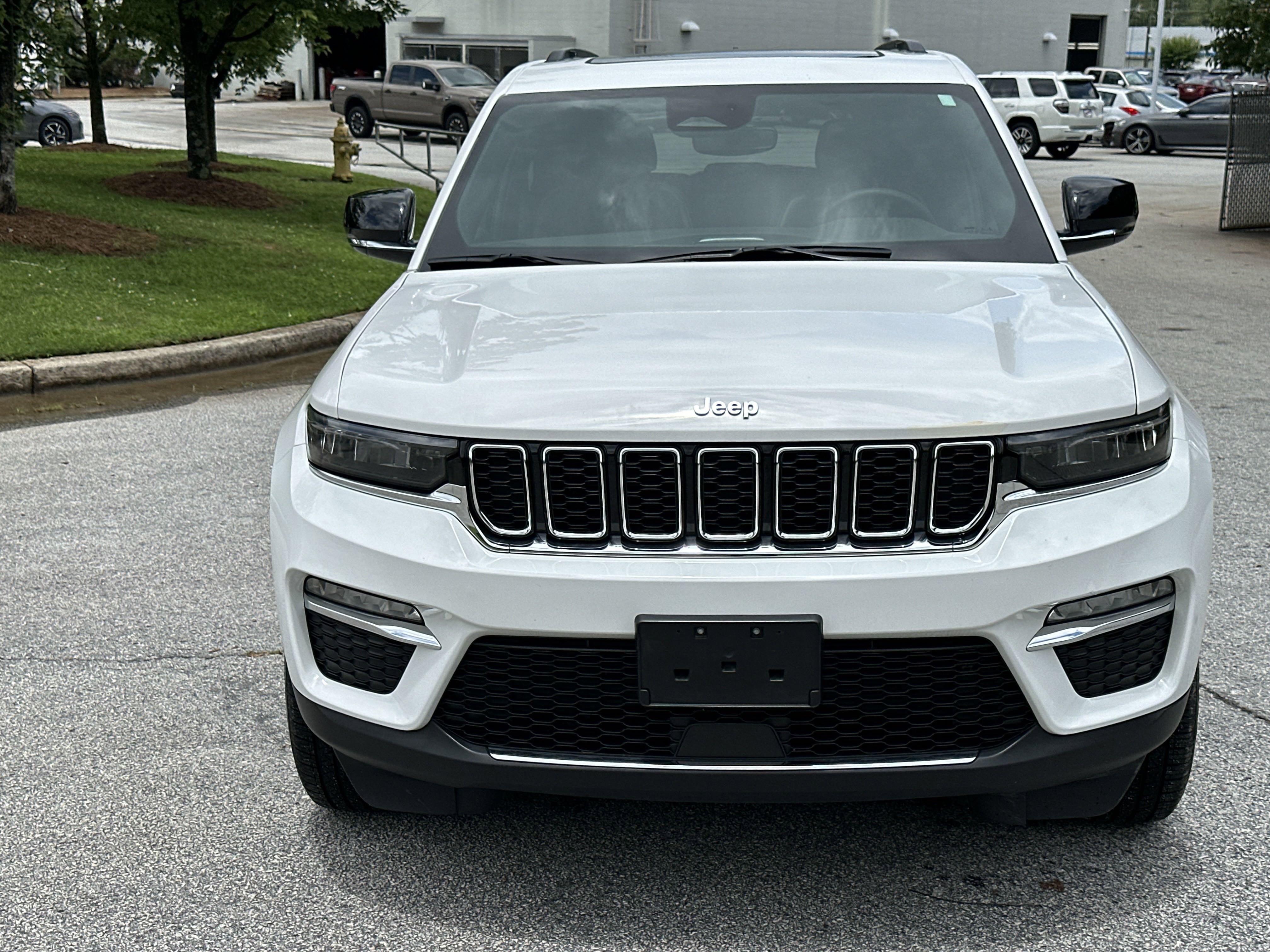 Used 2024 Jeep Grand Cherokee Limited 4xe image 2