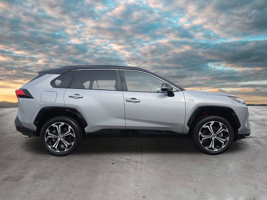 Used 2024 Toyota RAV4 XSE w/ Weather Package image 9