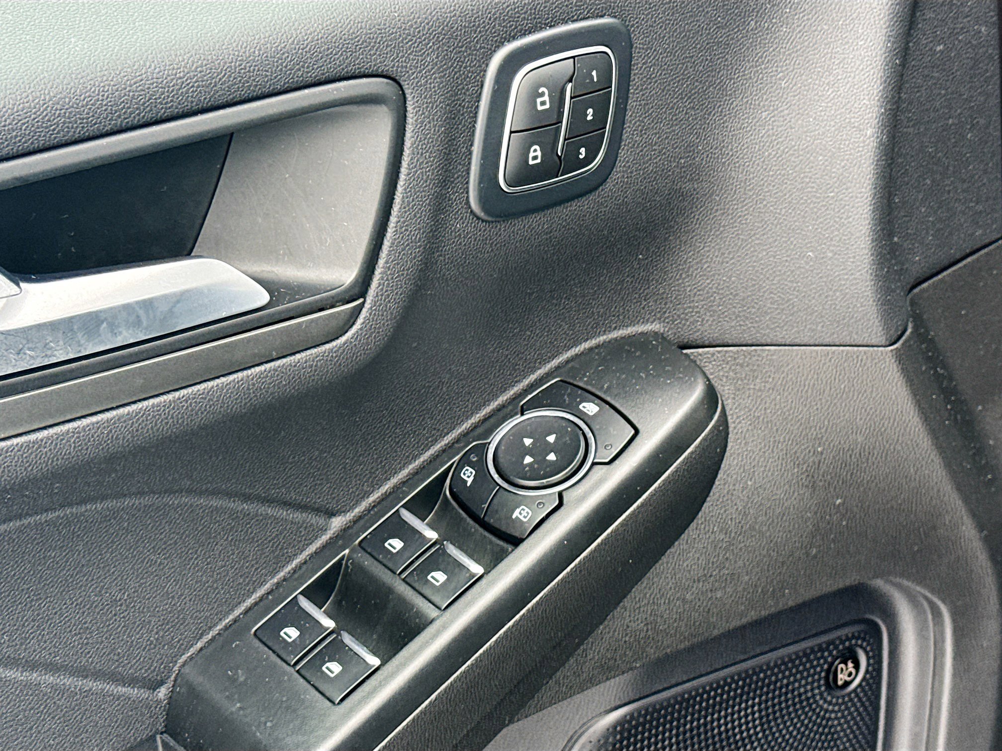 Used 2023 Ford Escape Active w/ Tech Pack #2 image 8