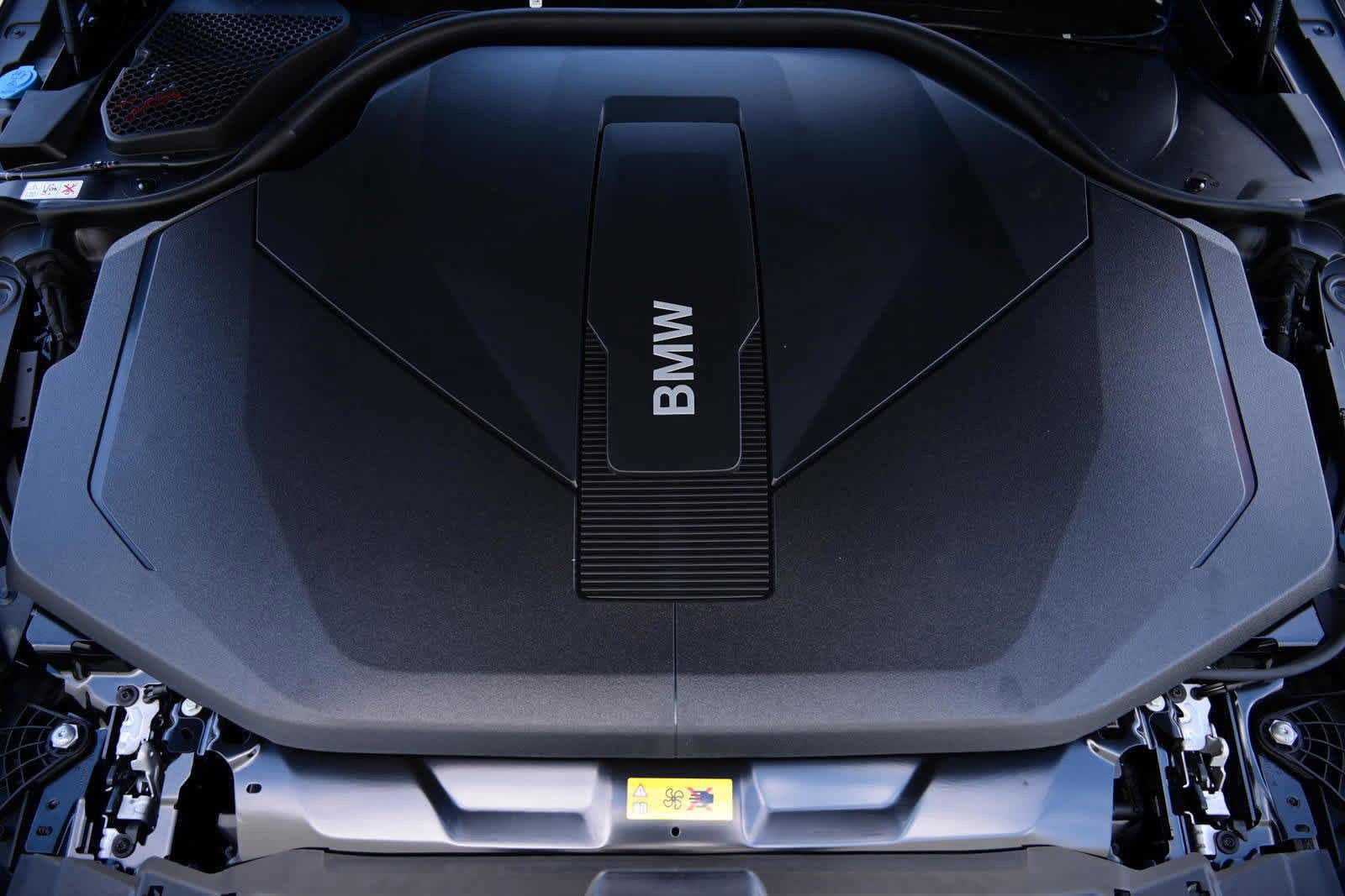 Used 2025 BMW i5 eDrive40i w/ Premium Package RWD image 32