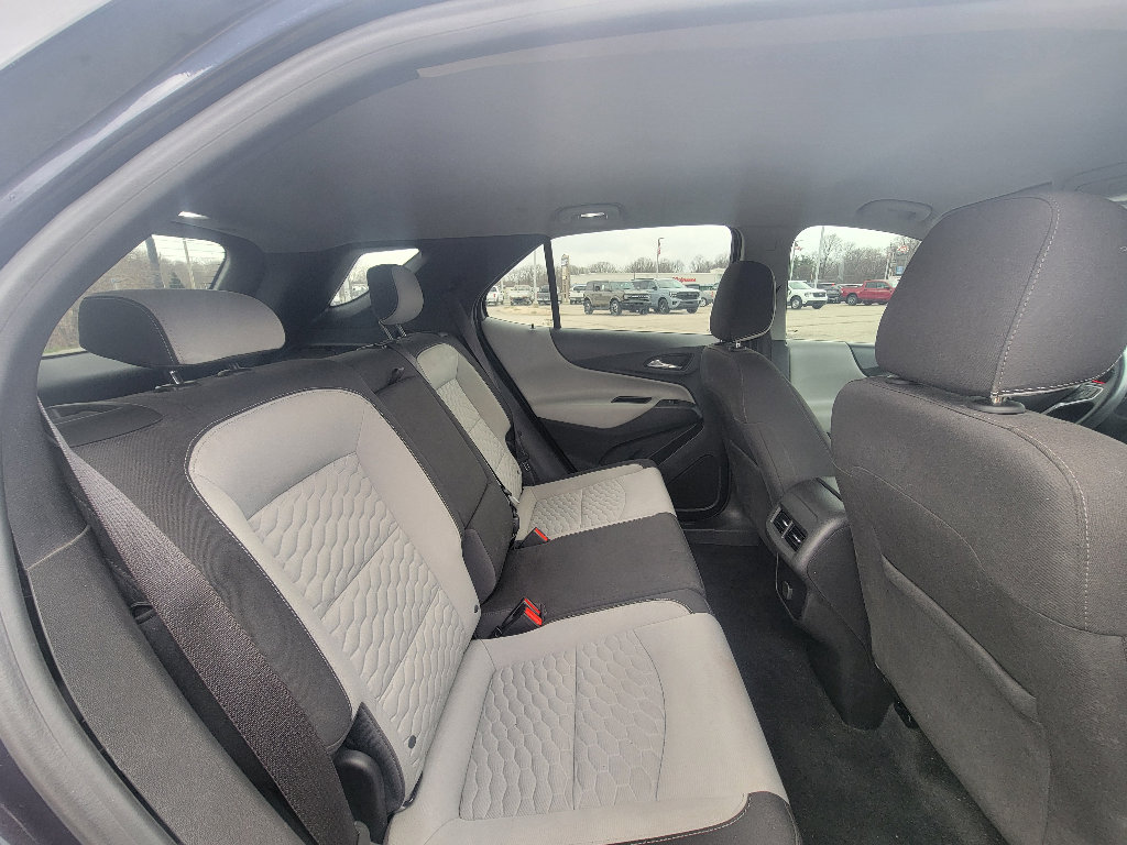 Used 2018 Chevrolet Equinox LS image 29
