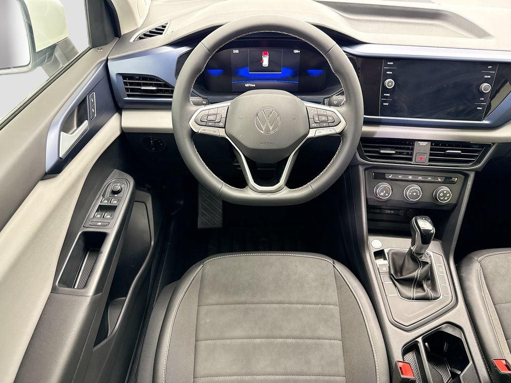 Used 2022 Volkswagen Taos SE FWD image 10
