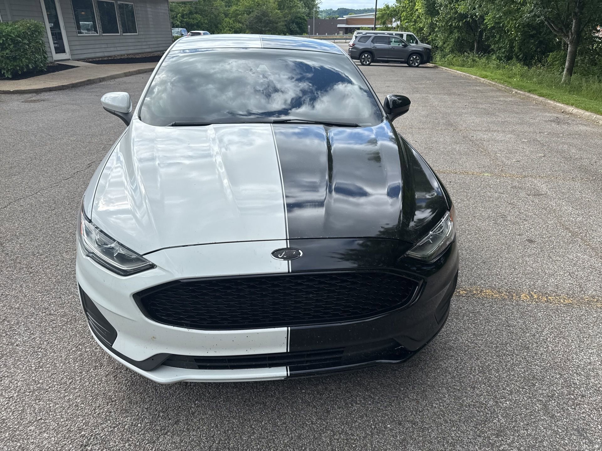 Used 2019 Ford Fusion SE FWD image 5