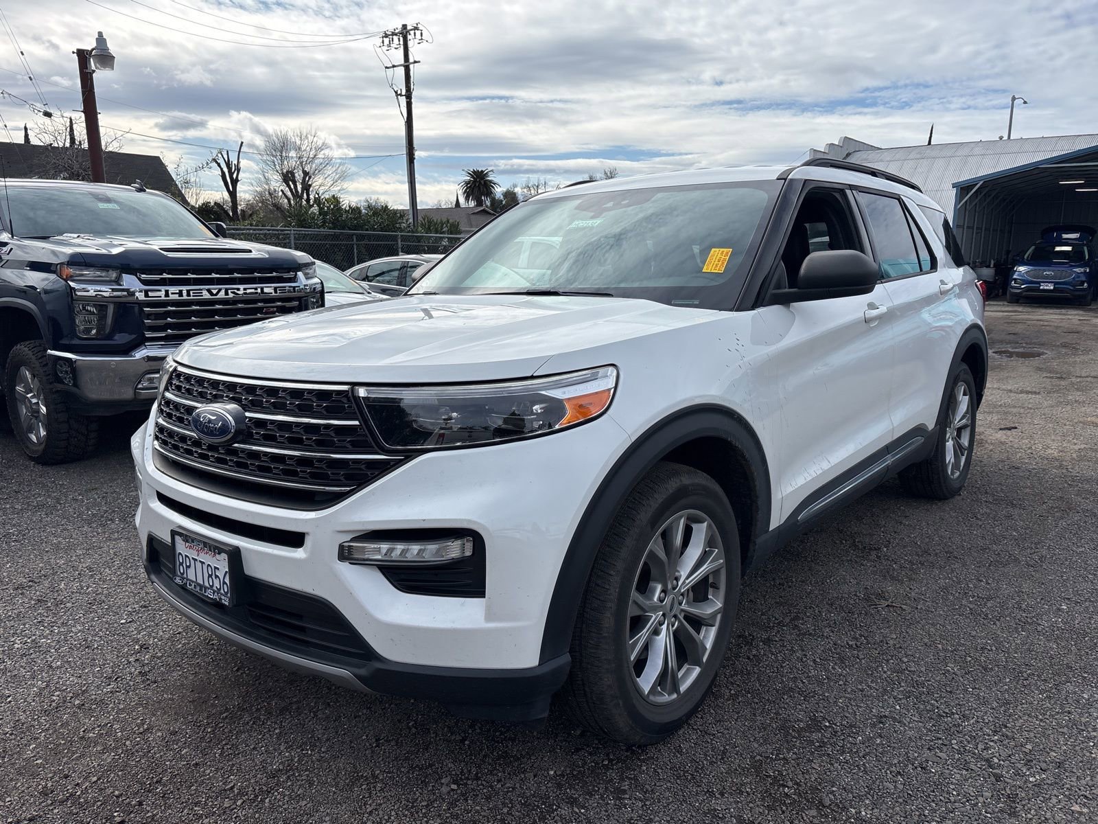 Used 2020 Ford Explorer XLT w/ Equipment Group 202A image 2