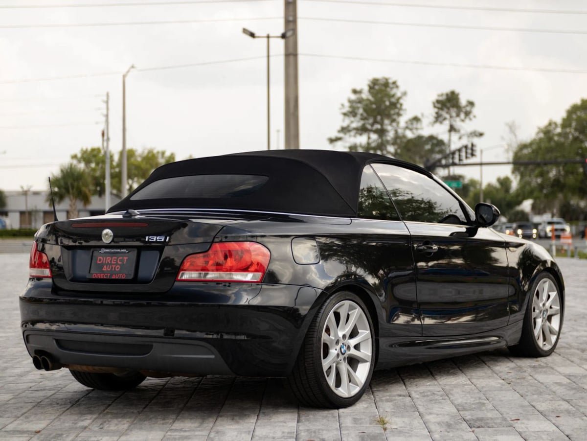 Used 2012 BMW 135i Convertible RWD image 10
