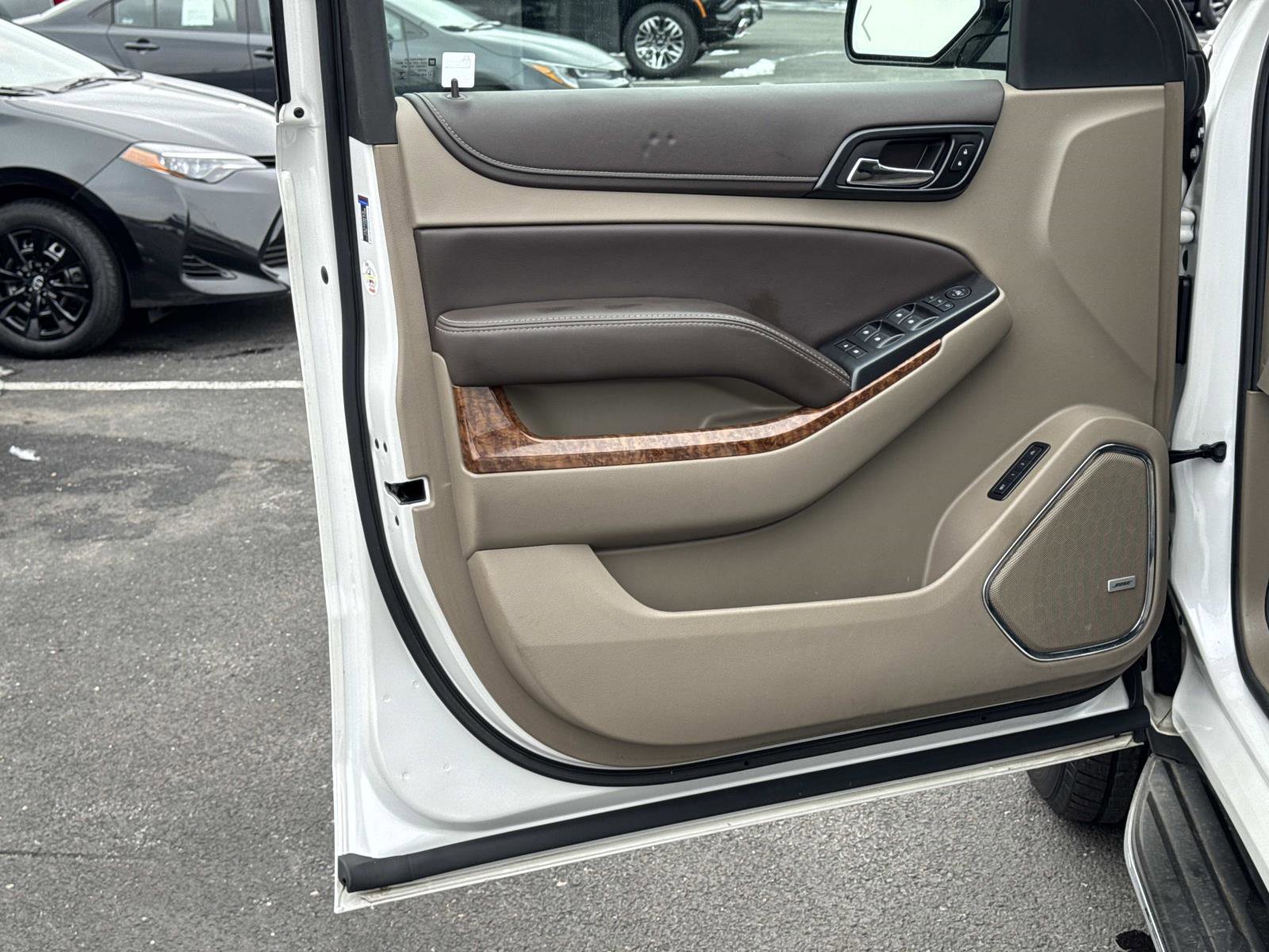 Used 2018 Chevrolet Suburban Premier image 18