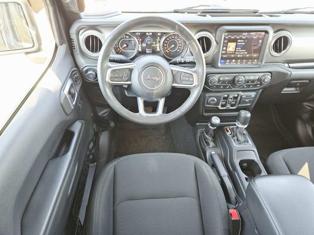 Used 2019 Jeep Wrangler Unlimited Sahara w/ Dual Top Group AWD/4WD image 7