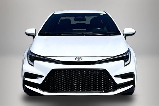 Used 2025 Toyota Corolla SE FWD image 3