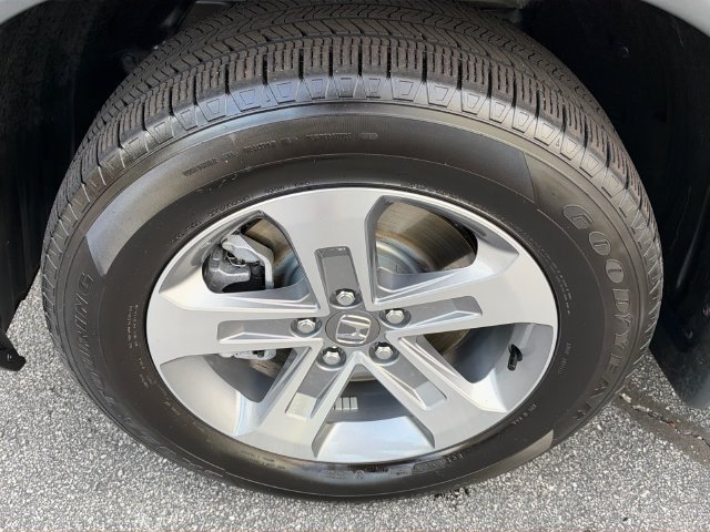 Used 2025 Honda Pilot EX-L image 11