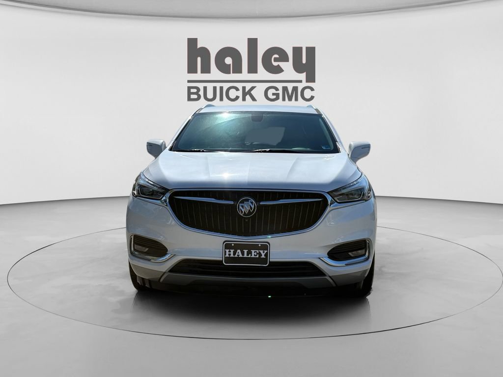 Used 2021 Buick Enclave Essence w/ Sound and Sites Package image 8