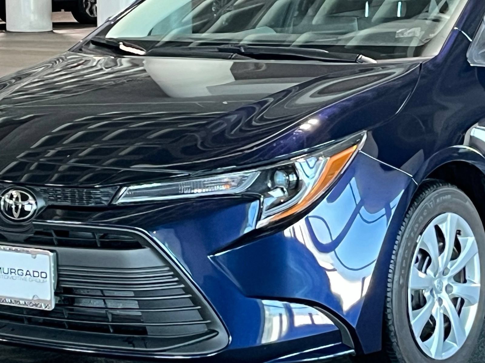 Used 2025 Toyota Corolla LE FWD image 5