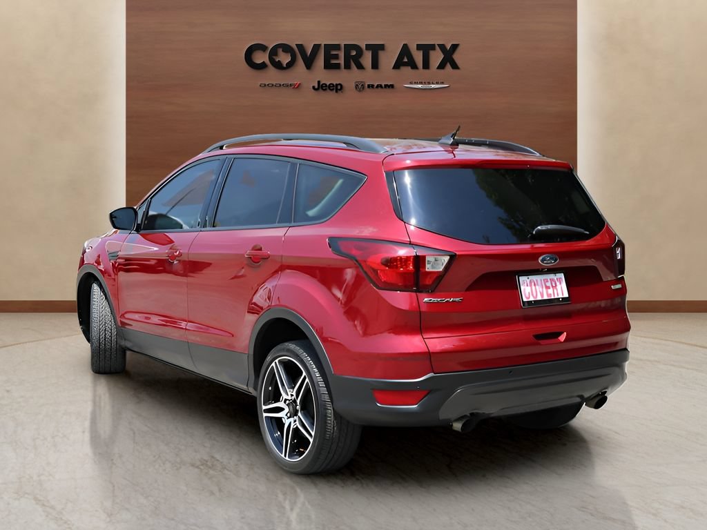 Used 2019 Ford Escape SEL FWD image 3