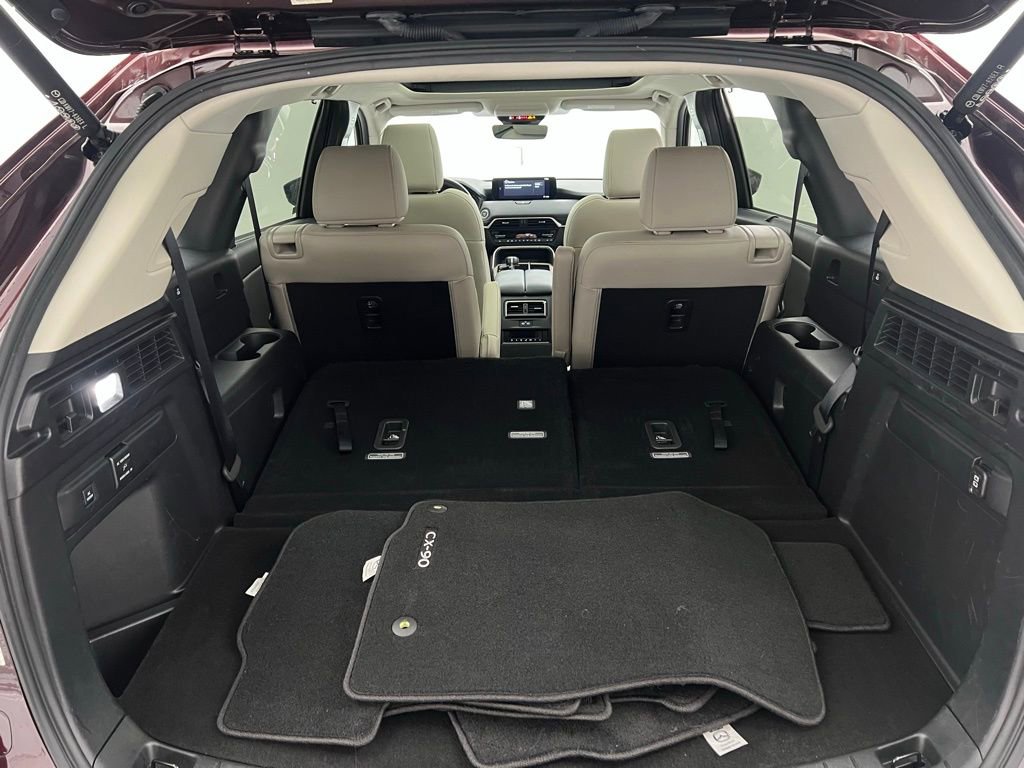 Used 2024 MAZDA CX-90 Plug-In Hybrid w/ Premium Pkg image 31