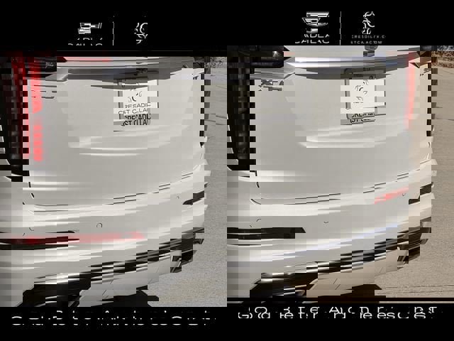 Used 2023 Cadillac XT6 Luxury image 9