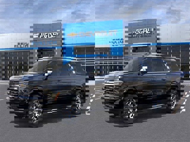 New 2026 Chevrolet Suburban Premier image 2