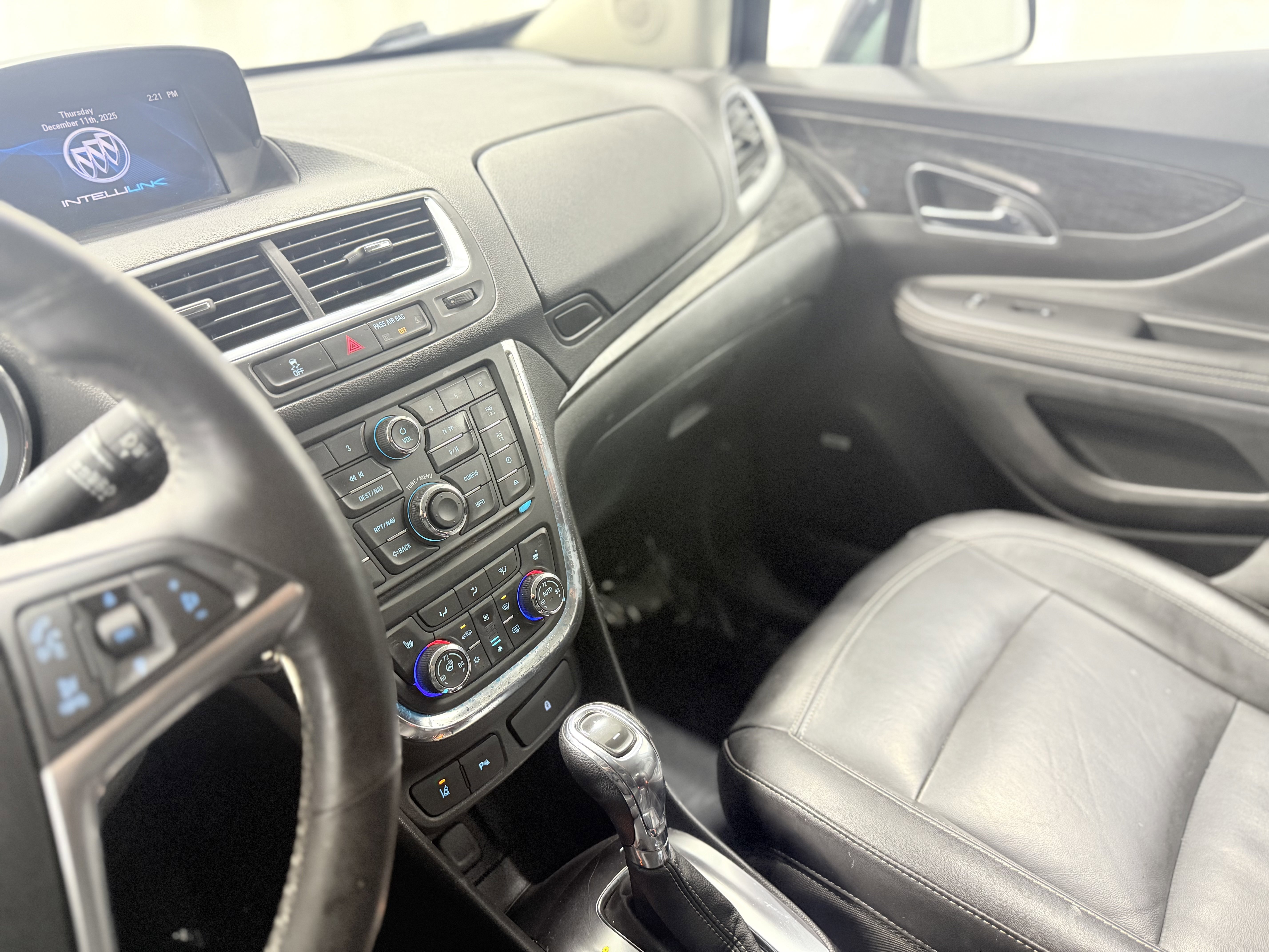 Used 2014 Buick Encore Premium image 23