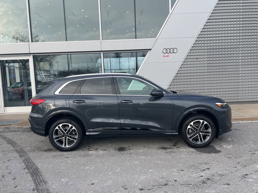 Used 2025 Audi Q5 Premium Plus image 17