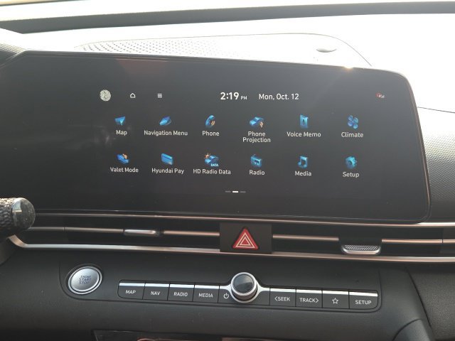 Used 2023 Hyundai Elantra SEL w/ Convenience Package FWD image 22