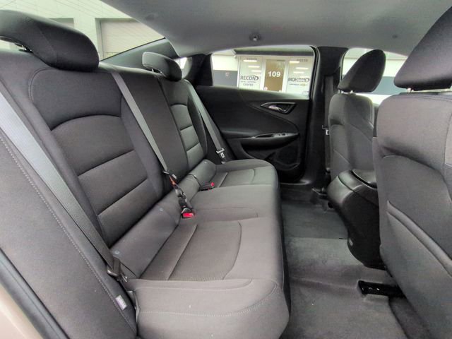 Used 2023 Chevrolet Malibu RS image 25