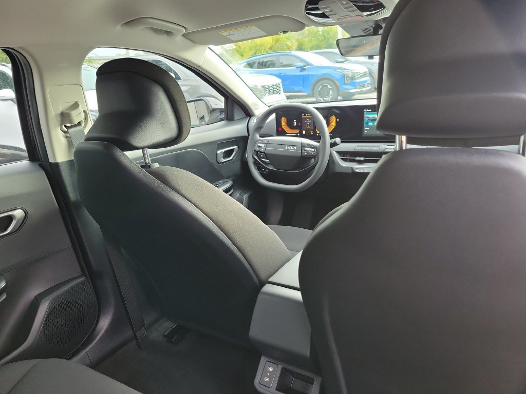 New 2027 Kia K4 FWD image 11
