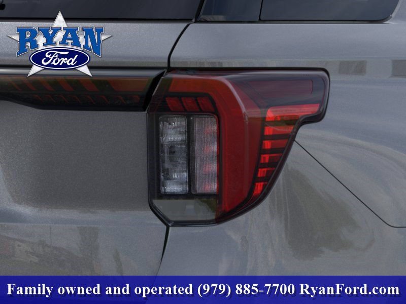 New 2025 Ford Explorer Active w/ Active Comfort Package RWD image 21