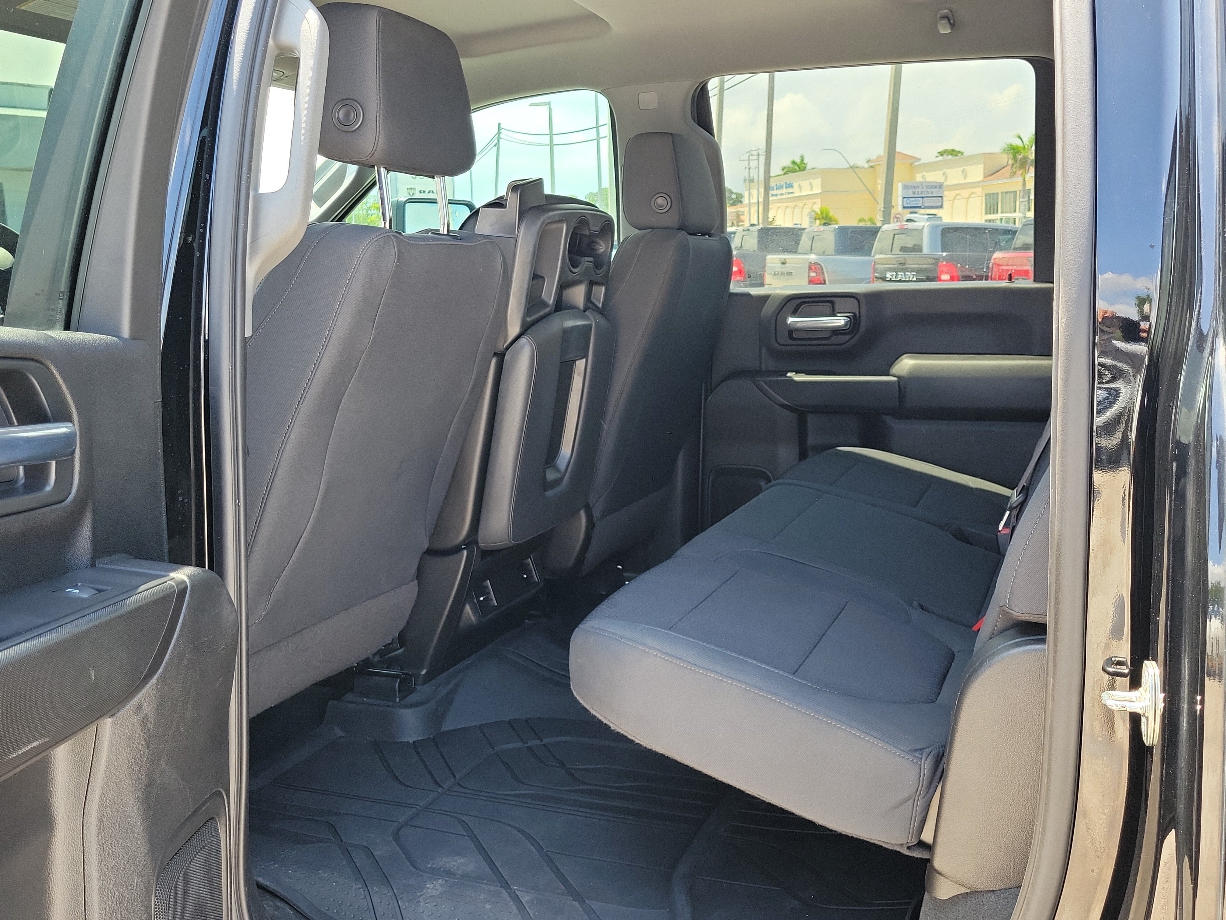 Used 2021 Chevrolet Silverado 2500 Custom w/ Custom Value Package AWD/4WD image 14