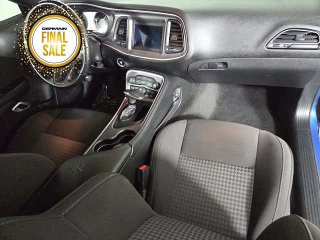 Used 2022 Dodge Challenger R/T image 25