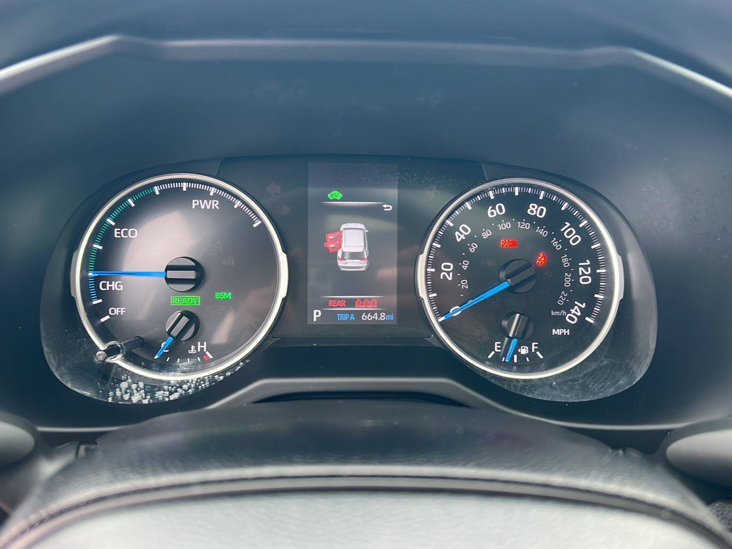 Used 2021 Toyota RAV4 XLE image 22