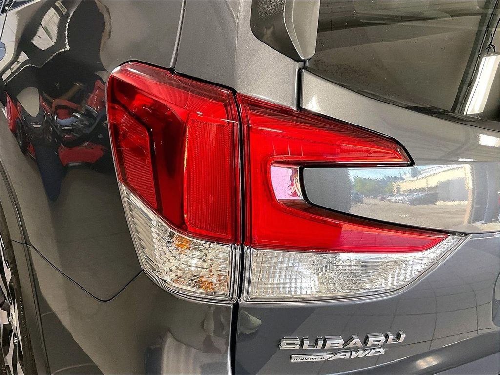 Used 2023 Subaru Forester Premium AWD/4WD image 32