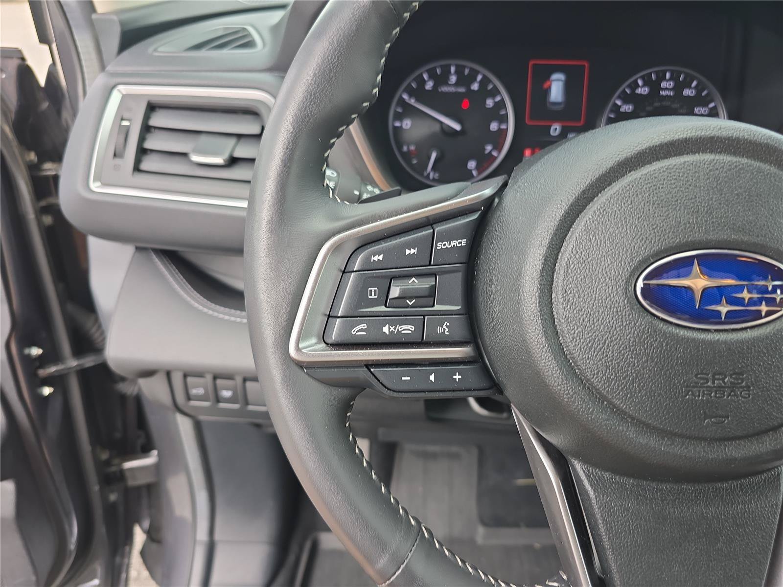 Used 2024 Subaru Ascent Touring AWD/4WD image 32