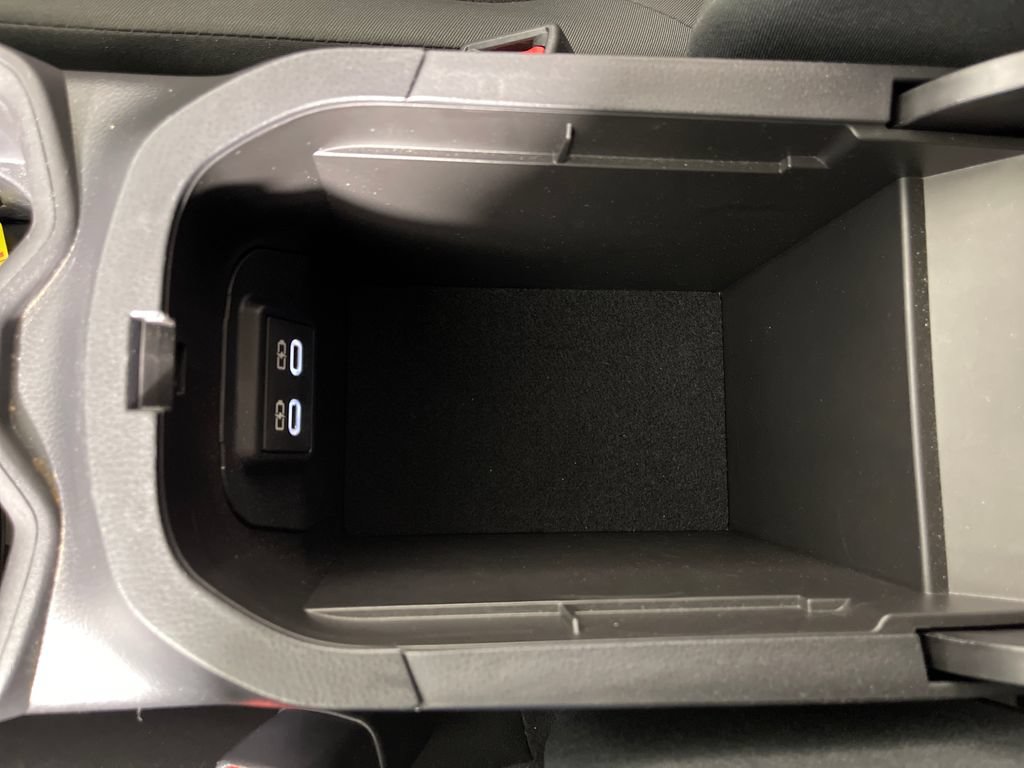 Used 2023 Toyota RAV4 XLE w/ Convenience Package FWD image 25