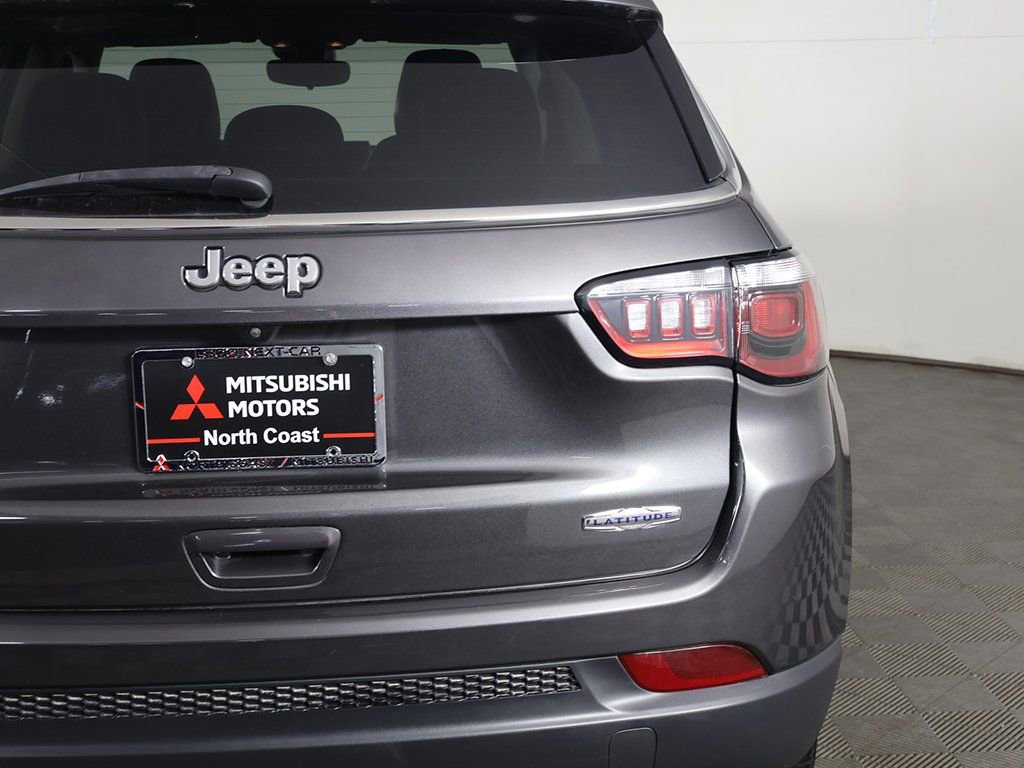 Used 2022 Jeep Compass Latitude image 13