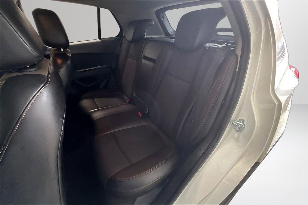 Used 2015 Chevrolet Trax LT w/ LT Sun and Sound Package image 20