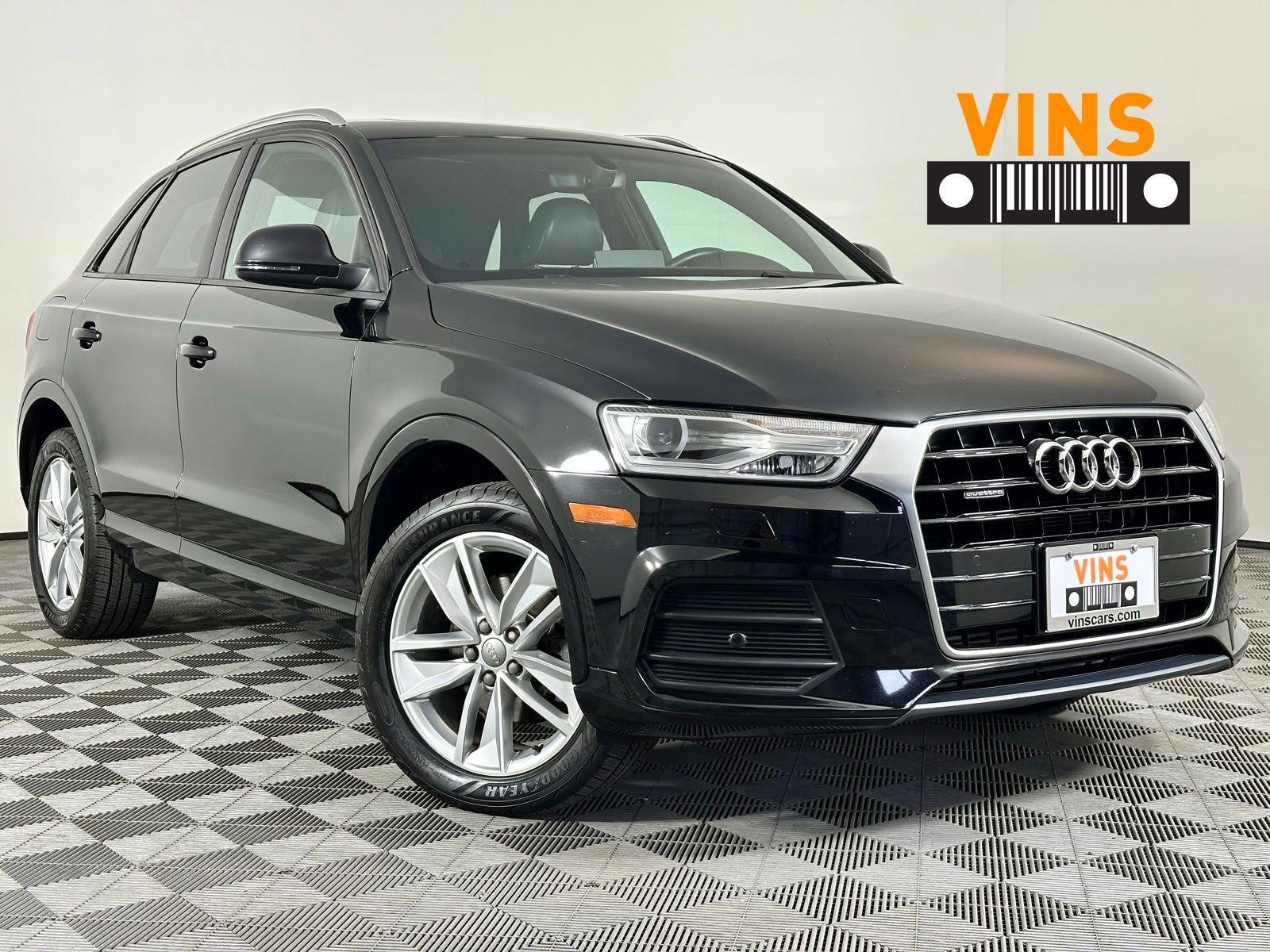 Used 2017 Audi Q3 2.0T Premium AWD/4WD image 1