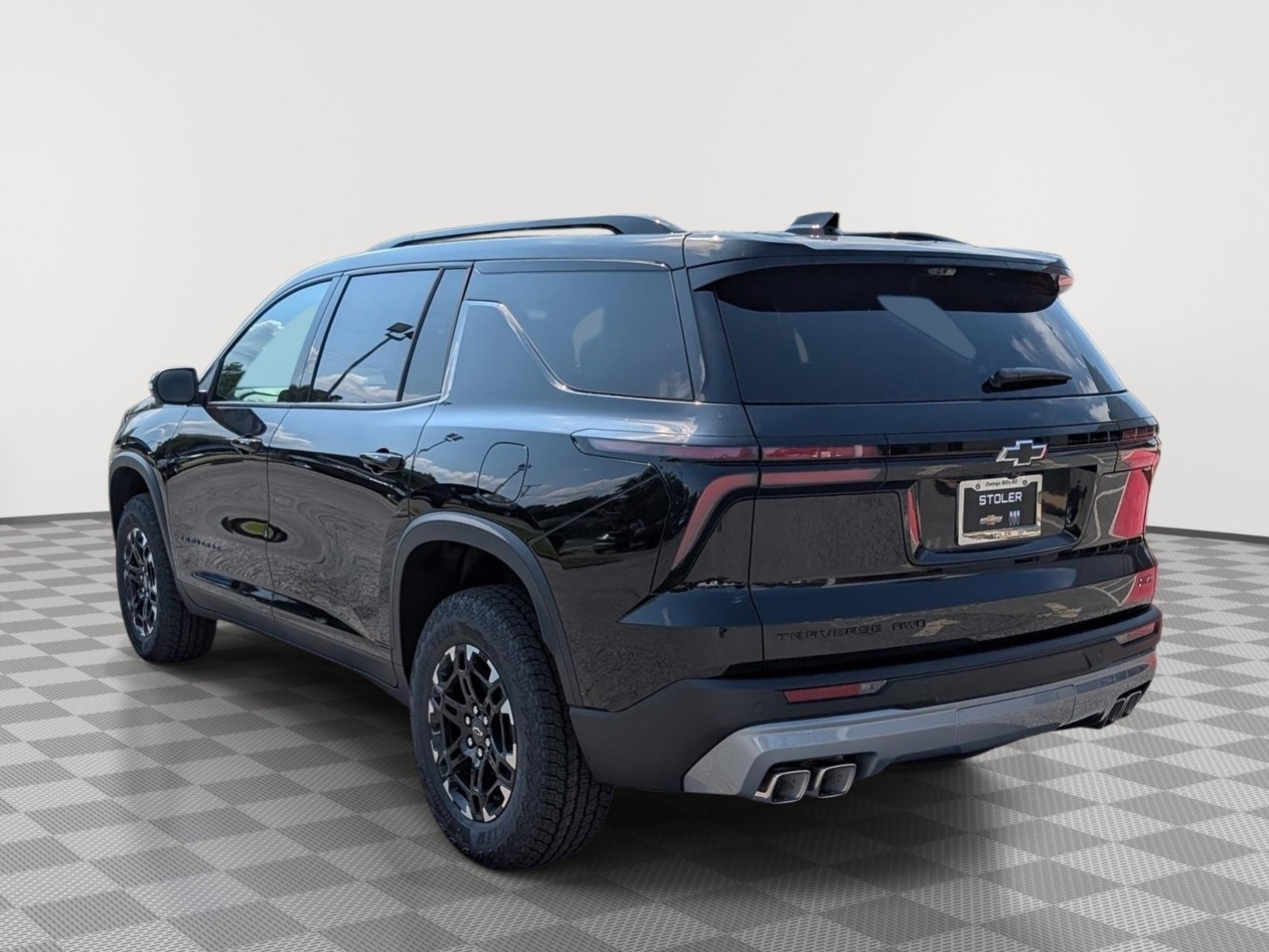 New 2027 Chevrolet Traverse Z71 w/ Enhanced Driving Package AWD/4WD image 2