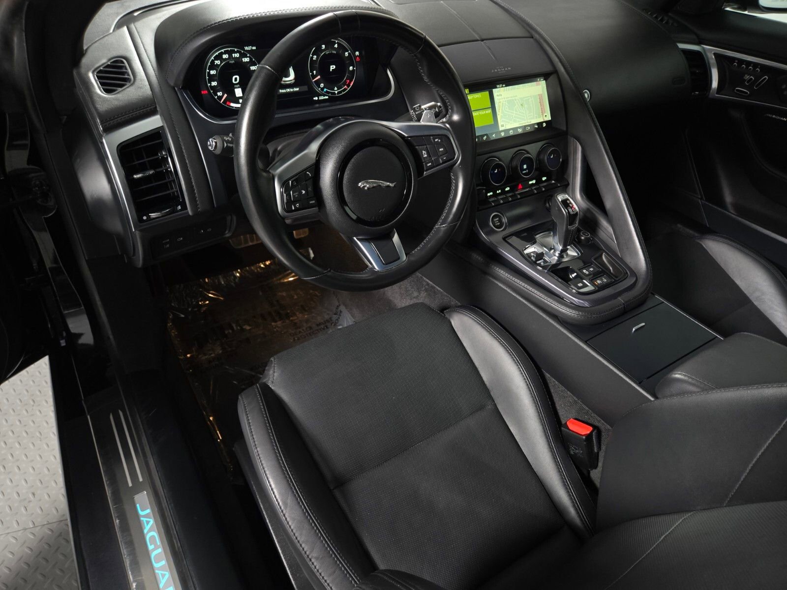 Used 2023 Jaguar F-TYPE R-Dynamic image 12