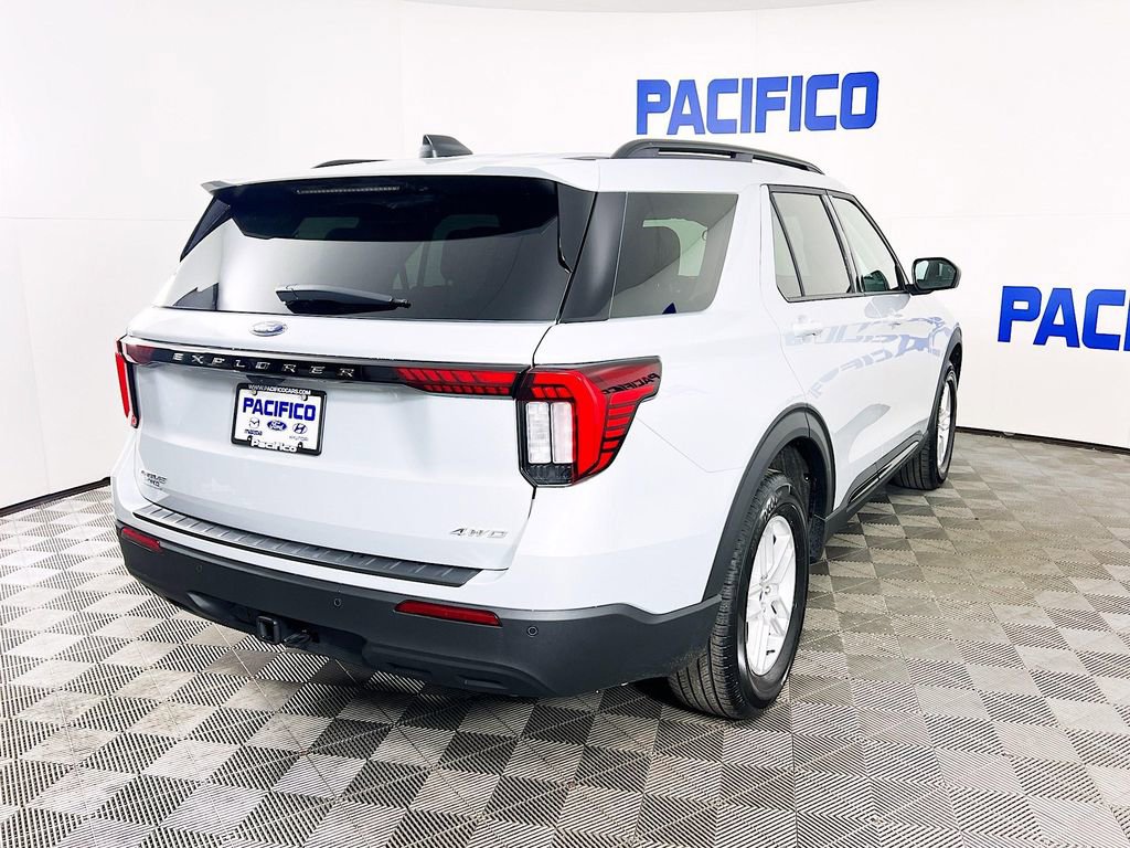 Used 2026 Ford Explorer Active image 10
