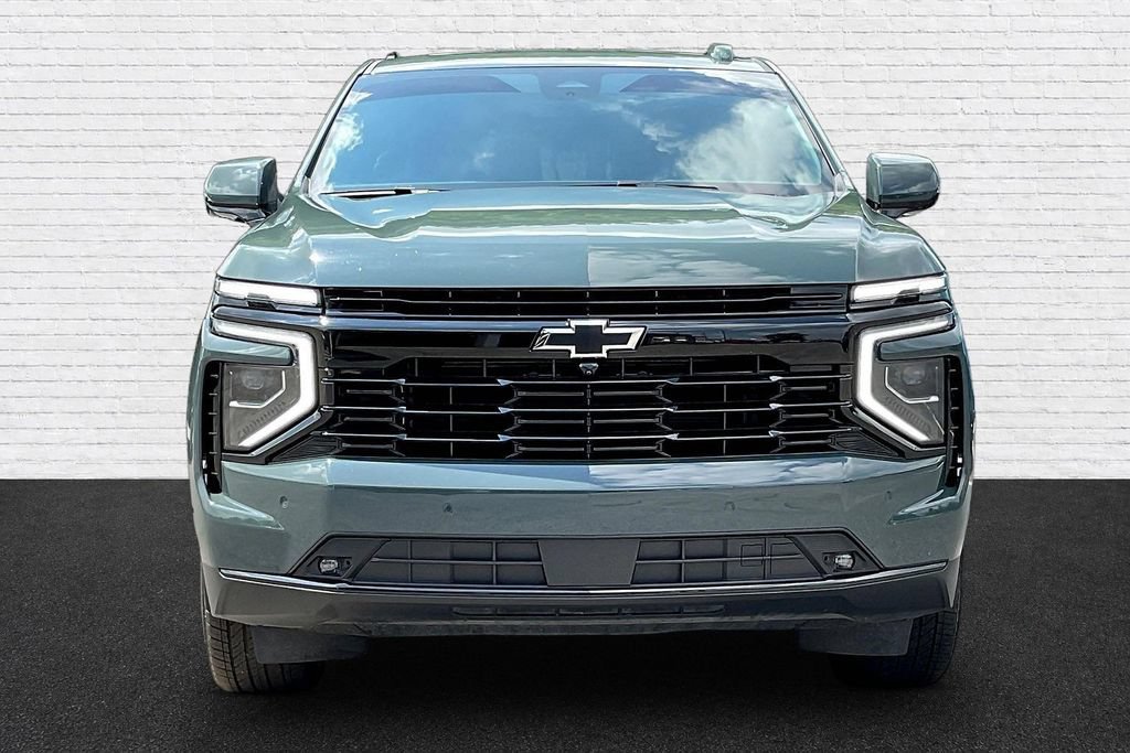 Used 2025 Chevrolet Tahoe RST w/ Comfort Package AWD/4WD image 2